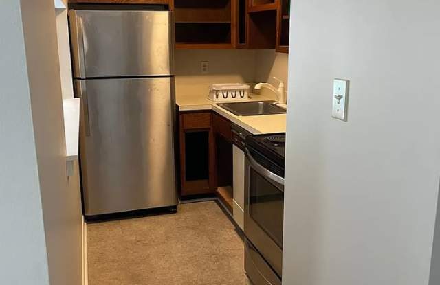 605 Hudson Avenue - 605 Hudson Avenue, Takoma Park, MD 20912