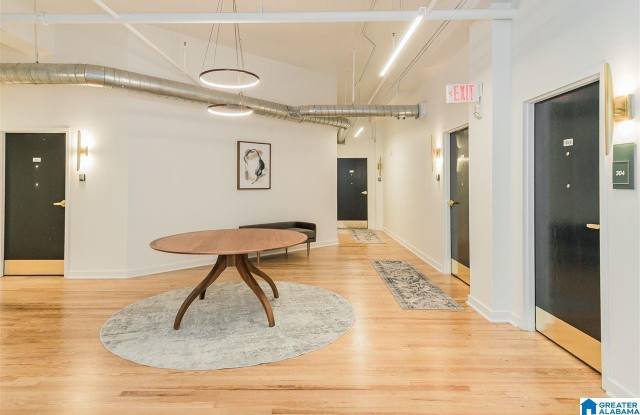300 20TH STREET Gallery 4