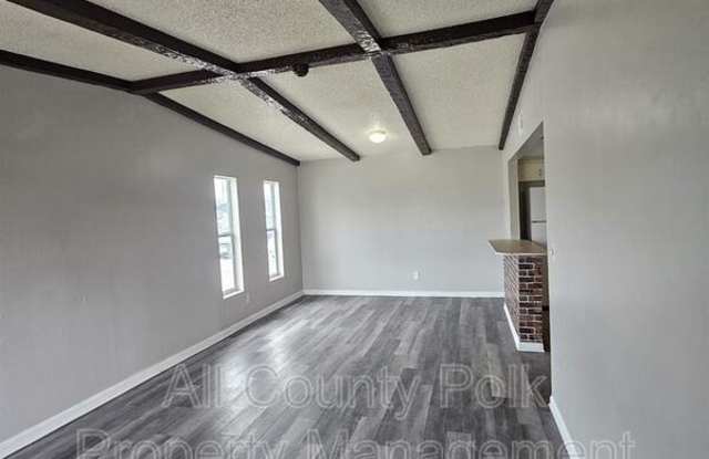 3037 Saint Paul Dr. Gallery 2