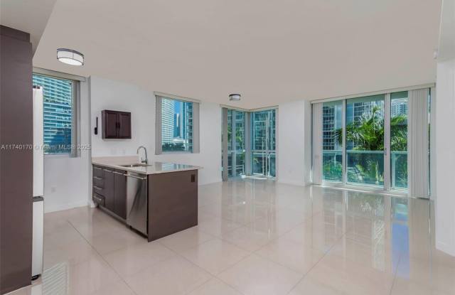 500 Brickell Ave photos photos