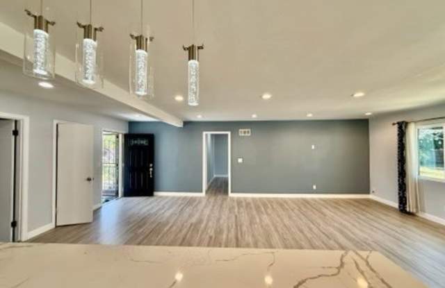 11641 Pickett Lane photos photos