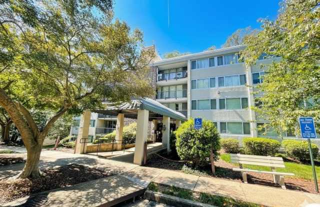 4410 BRIARWOOD Court N unit: 47 photos photos
