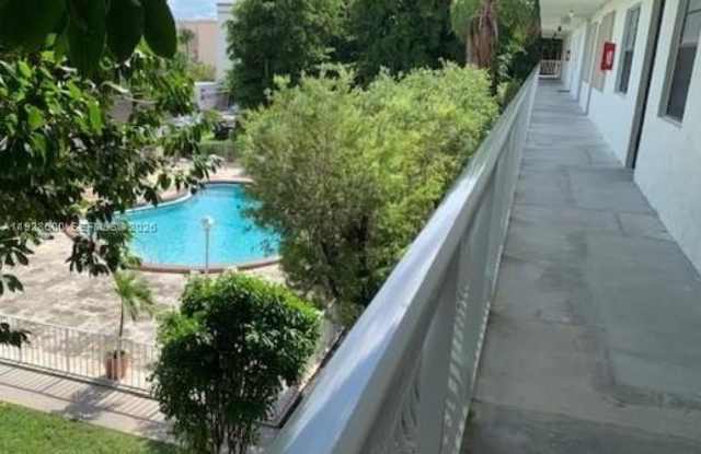 500 NE 2nd St photos photos