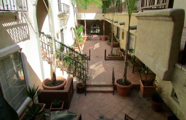 7100 La Tijera Boulevard #D101 Gallery 2