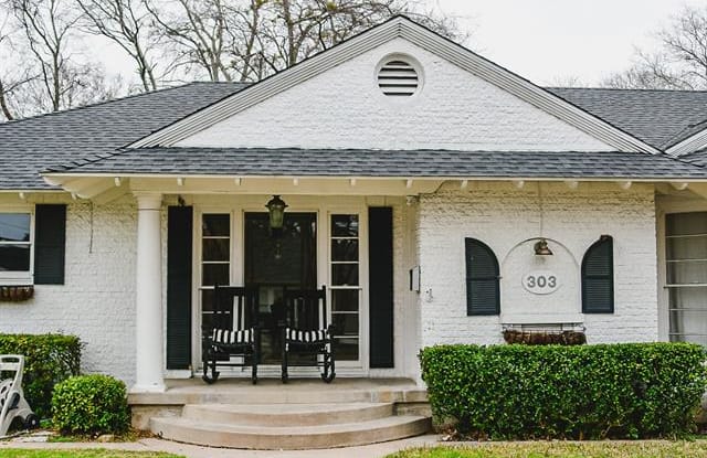 303 Williams Street - 303 Williams Street, Rockwall, TX 75087