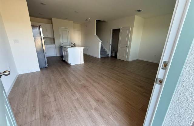 599 PRESTON COVE Drive Gallery 2