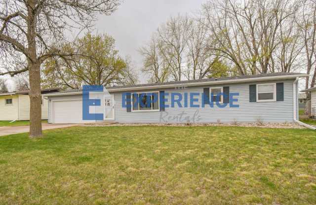 Fully Remodeled 4-Bed Ranch with Fenced Yard & Prime Location! photos photos
