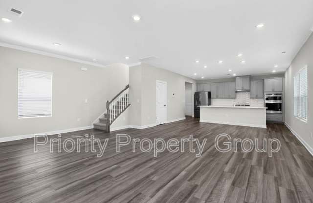 11210 Broadbent Court Gallery 3