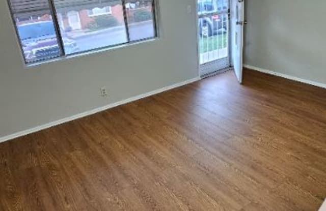 200 DALEPARK DR 6 - 200 Dalepark Drive, Bedford, OH 44146
