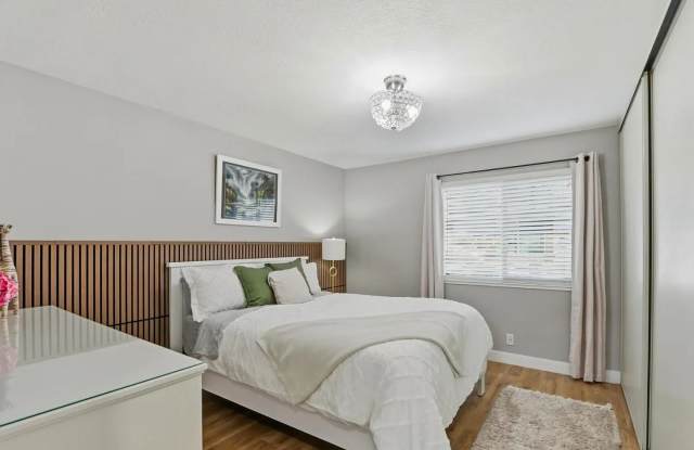 661 Devlin Ct Gallery 2