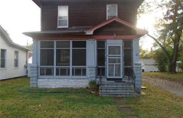 416 North 5TH Street - 416 North 5th Street, Belleville, IL 62220