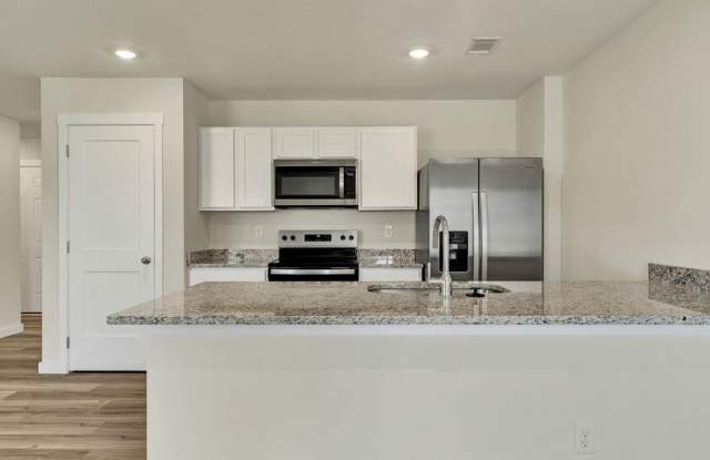 576 Fox Den Circle Gallery 4