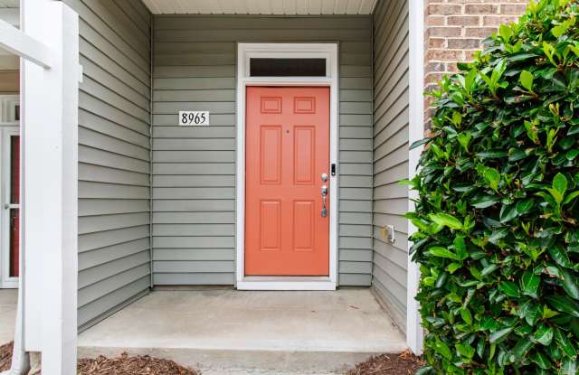 Spacious 3-Bedroom Townhome with Luxury Primary Suite & Private Patio Gallery 3