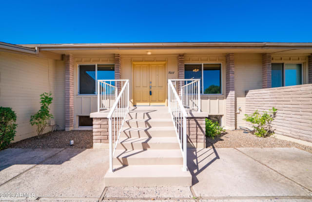 7607 E MINNEZONA Avenue - 7607 East Minnezona Avenue, Scottsdale, AZ 85251