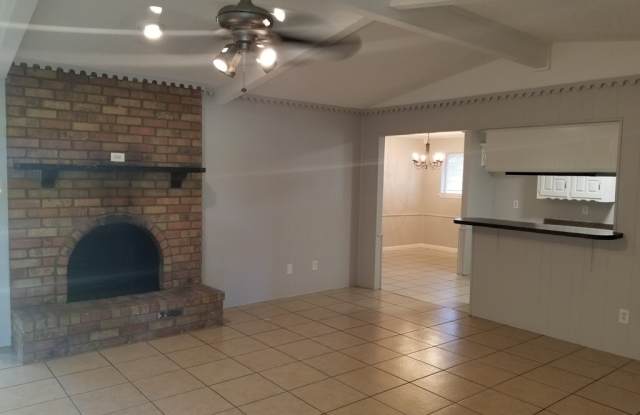 960 Briarcove Pl Gallery 2
