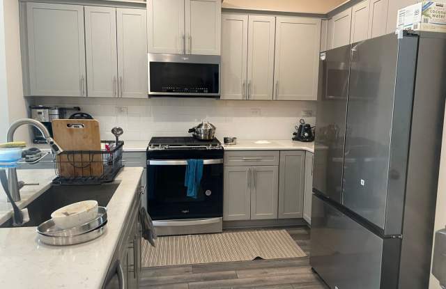 Room in 3 Bedroom Home at Citadel Ave photos photos
