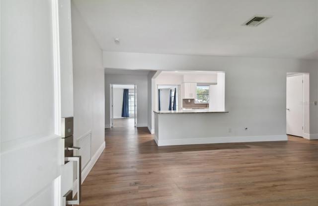 2111 LANAI Avenue Gallery 2