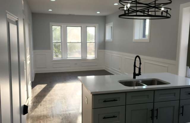 5033 West Wabansia Avenue - 5033 West Wabansia Avenue, Chicago, IL 60639
