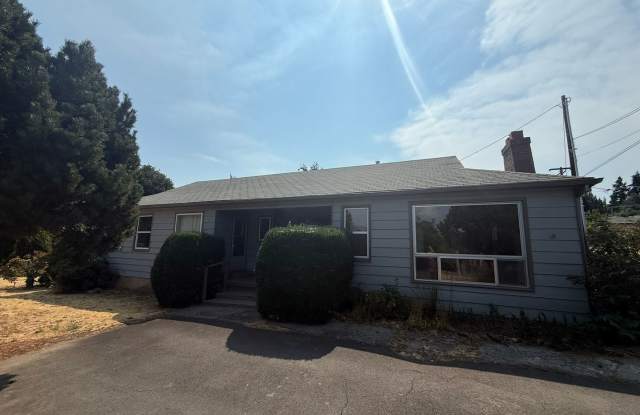Application Pending - 2 Bedroom Home for Rent in Hood River photos photos