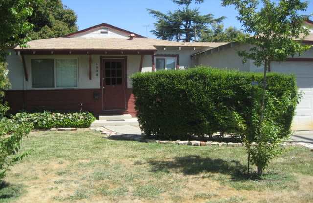 3-Bedroom House Located Across from Nugget Market and Shopping Center photos photos