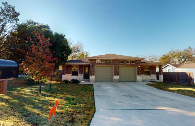 Gorgeous duplex in Harker Heights with STAINED CONCRETE FLOORING THROUGHOUT! photos photos