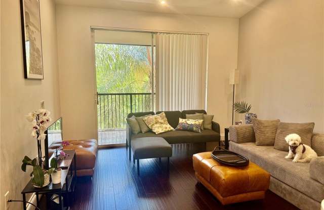 1180 RESERVE Way Gallery 3