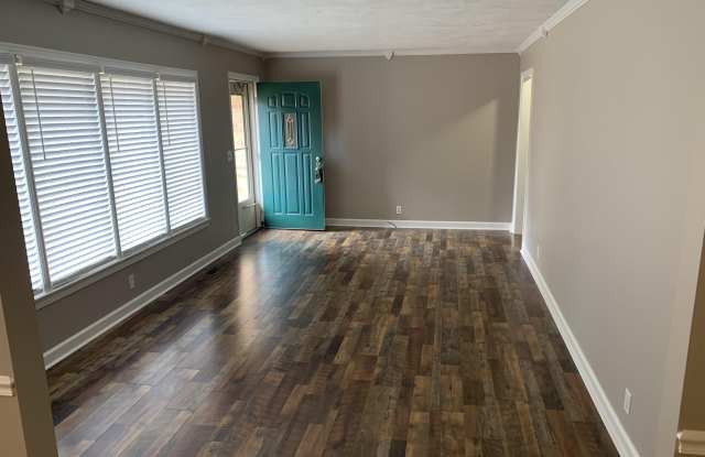 1601 Belmont Gallery 4
