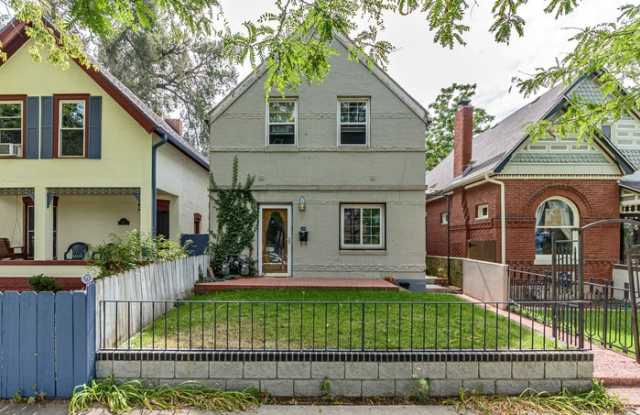 116 West Maple Avenue Gallery 1
