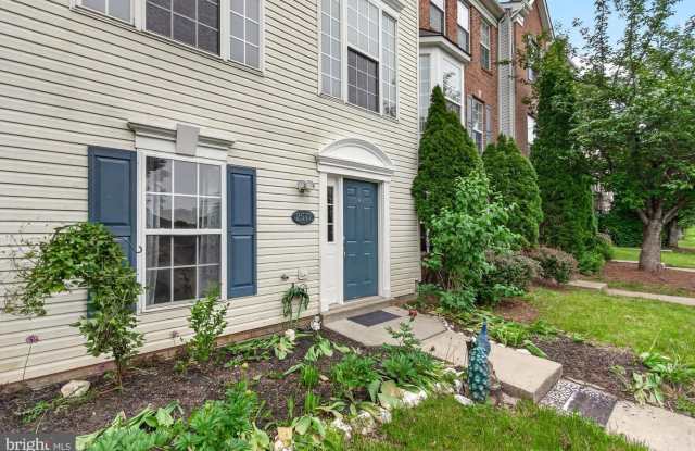 2572 CARRINGTON WAY Gallery 3