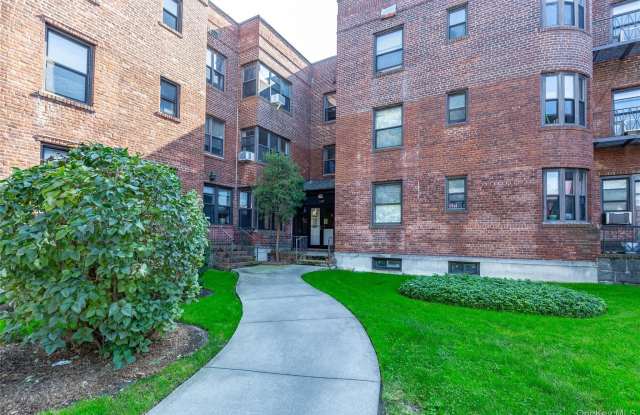 150 S Middle Neck Road unit: 1B photos photos 150 S Middle Neck Road unit: 1B photos photos