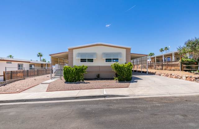 Beautifully Remodeled Boulder City Home with Spacious Backyard Retreat photos photos Beautifully Remodeled Boulder City Home with Spacious Backyard Retreat photos photos