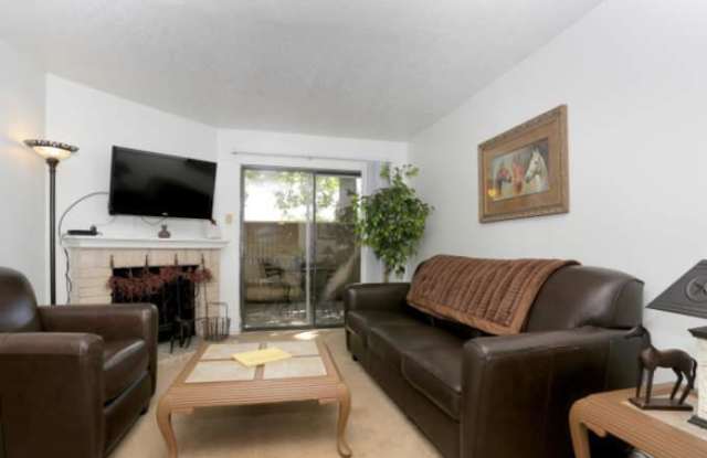 16532 Henderson Pass Gallery 3