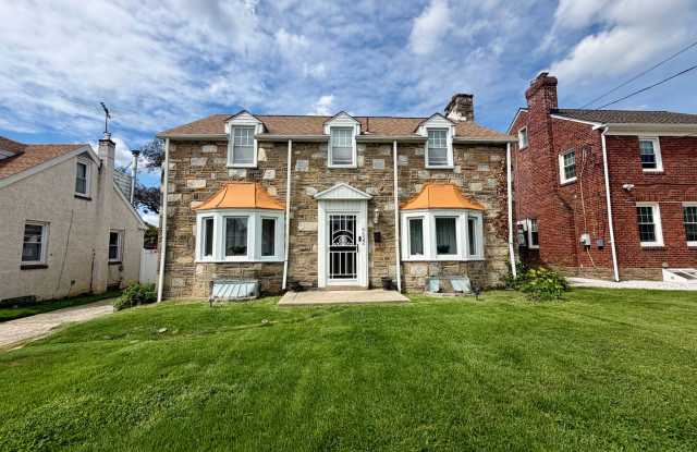 Stunning 3-Bedroom/2-Bathroom Home in East Oak Lane! Available November 1st! Gallery 1