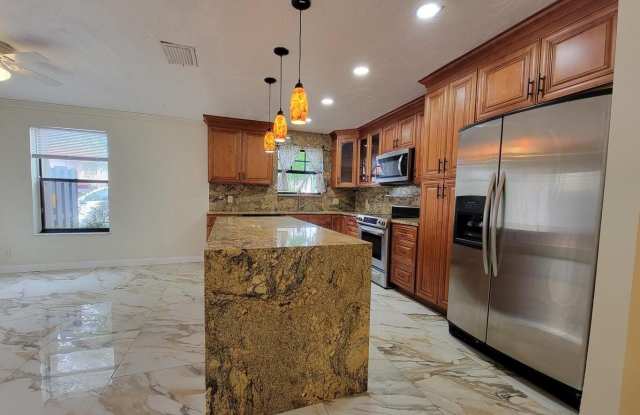 1436 SW 25th A Avenue photos photos