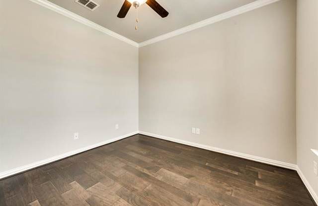 16021 Brelsford Place Gallery 4