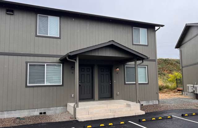 Cozy Townhome for Rent Gallery 3