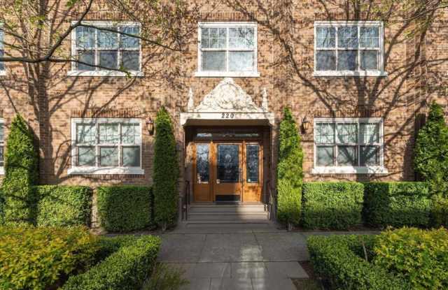 Westland Manor Gallery 3