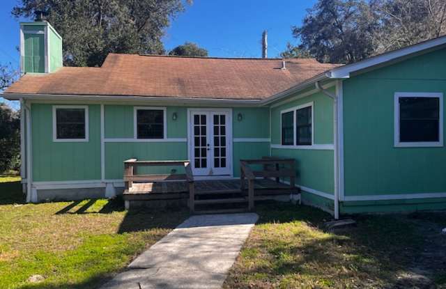 2 Bedroom 2 Bath House - 31 Methodist Lane, Wakulla County, FL 32327