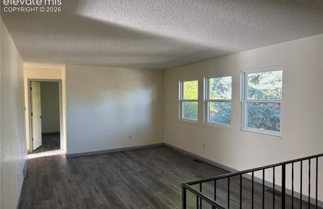 7317 Liberty Court Gallery 4