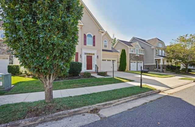 1100 Wright Court Gallery 2