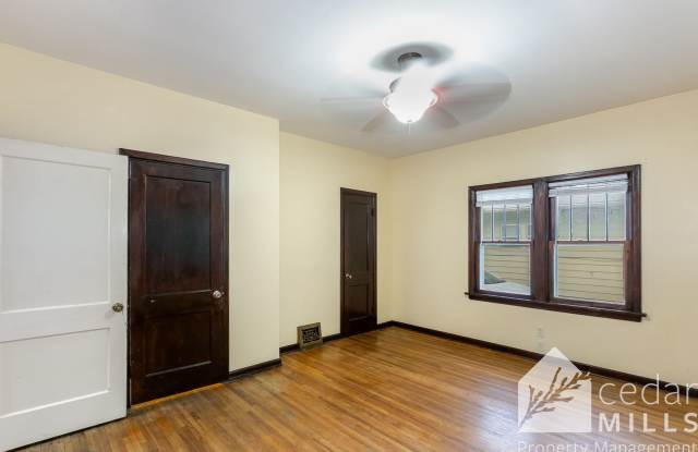 130 S Charles Gallery 3