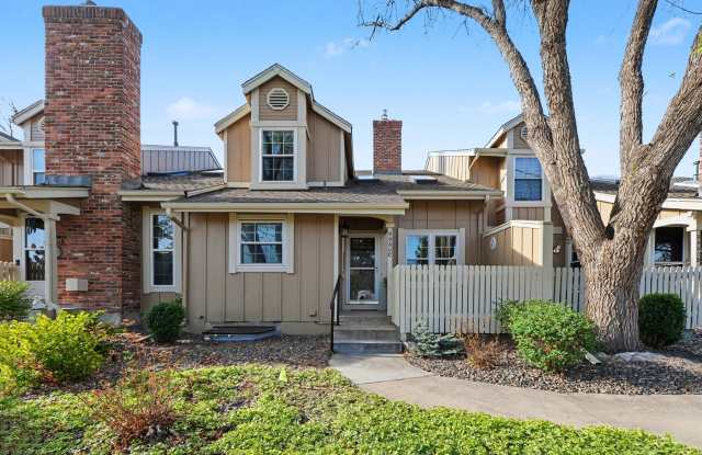 9960 Grove Street photos photos