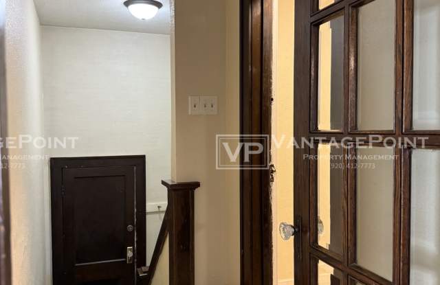 315 North Greenwood Avenue - Upper Gallery 4