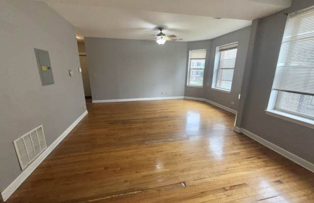 7722 S CORNELL Avenue Gallery 2