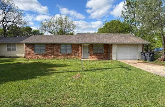 Charming 2BR Brick House in Wanette photos photos