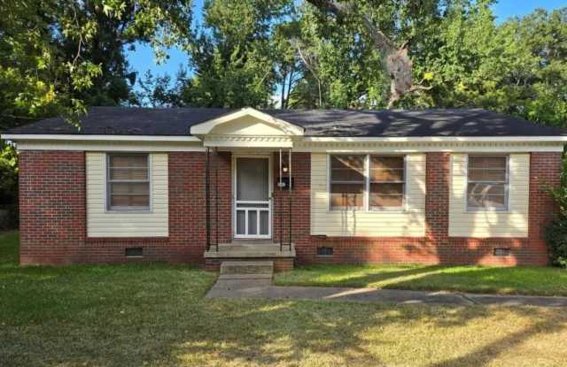 3347 Bedford Ln, Montgomery, AL 36109 photos photos
