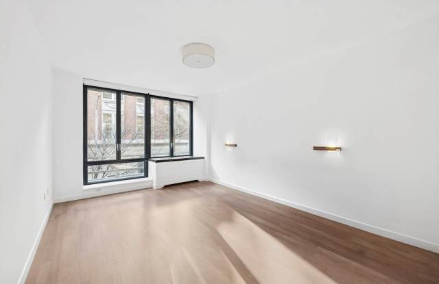 50 W 15TH Street Gallery 2