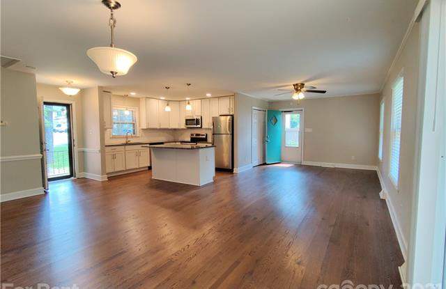 6916 Highbrook Drive Gallery 2