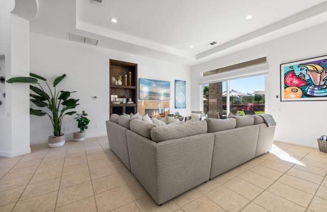 81725 Tiburon Drive Gallery 4