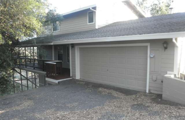 3 bedroom/2.5 bath in Lake Wildwood, Penn Valley, CA 95946 photos photos